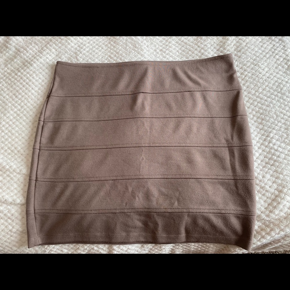 Taupe mini skirt